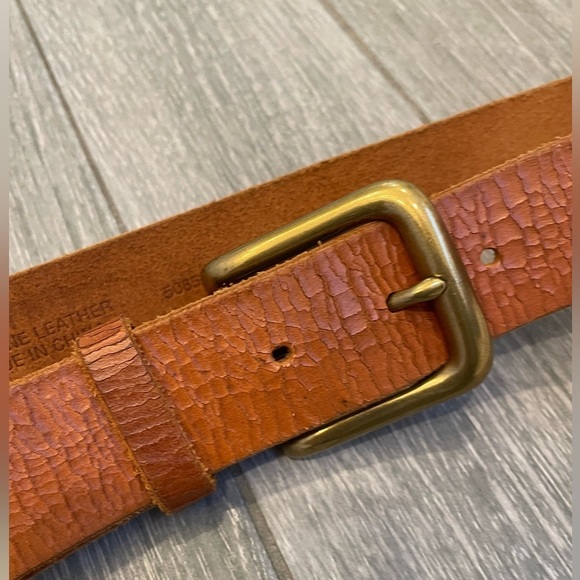 J Crew Brown Crackled Leather Belt - Picture 4 of 12